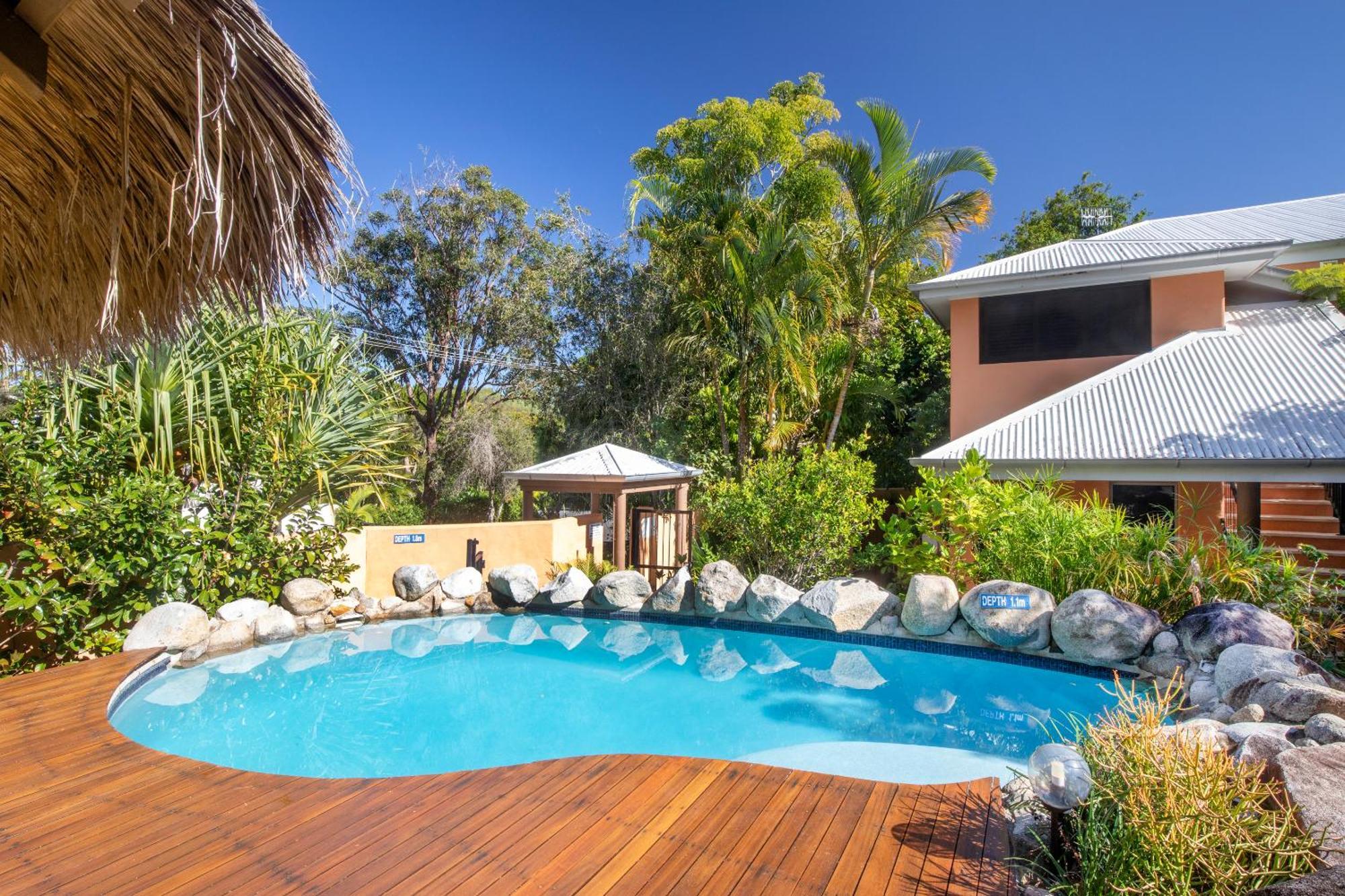 L'Auberge @ Noosa ภายนอก รูปภาพ