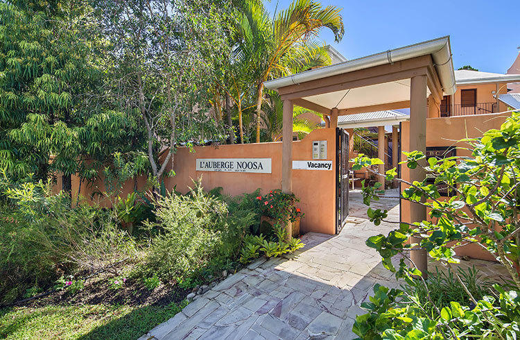 L'Auberge @ Noosa ภายนอก รูปภาพ