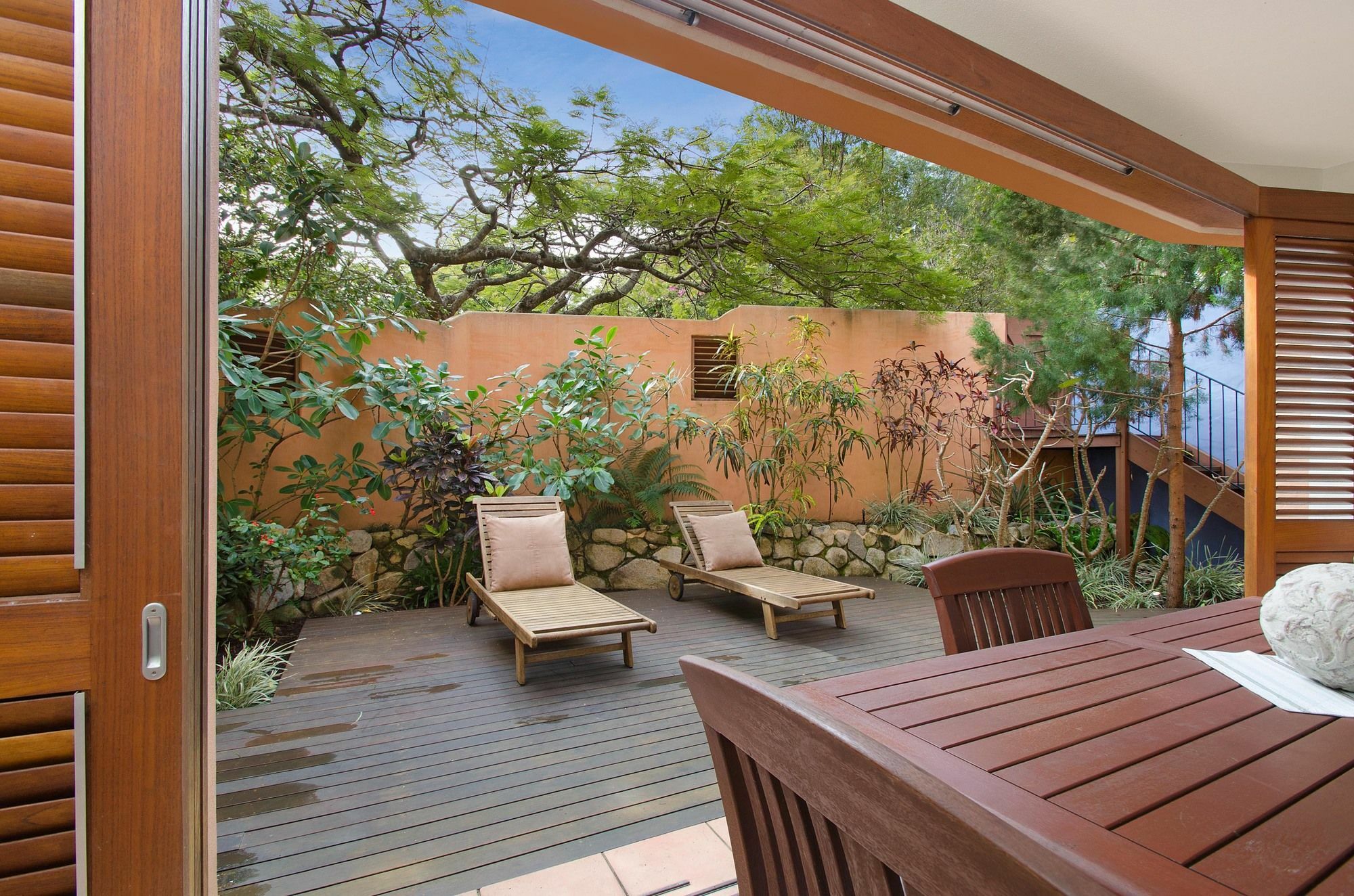 L'Auberge @ Noosa ภายนอก รูปภาพ