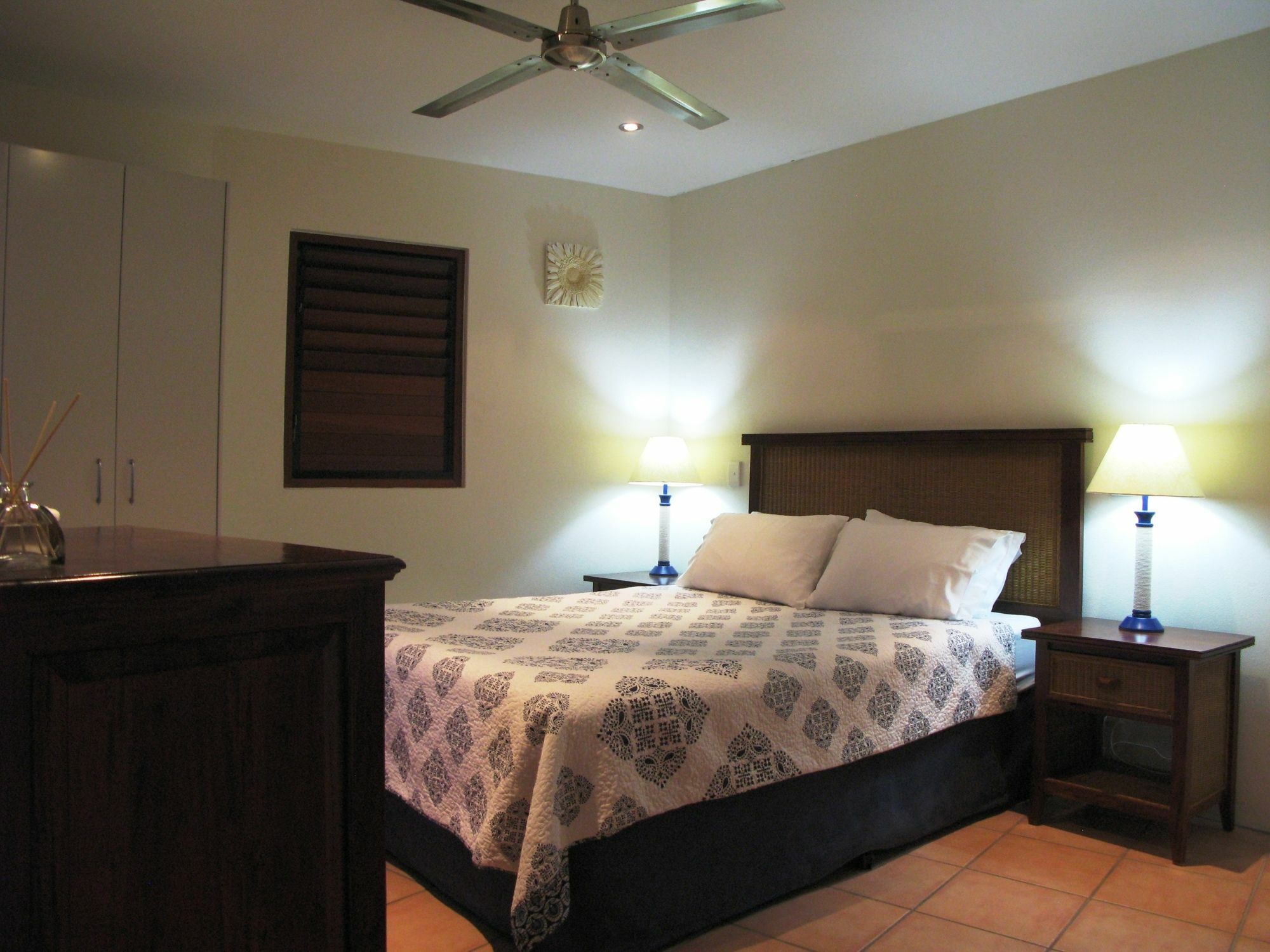 L'Auberge @ Noosa ภายนอก รูปภาพ