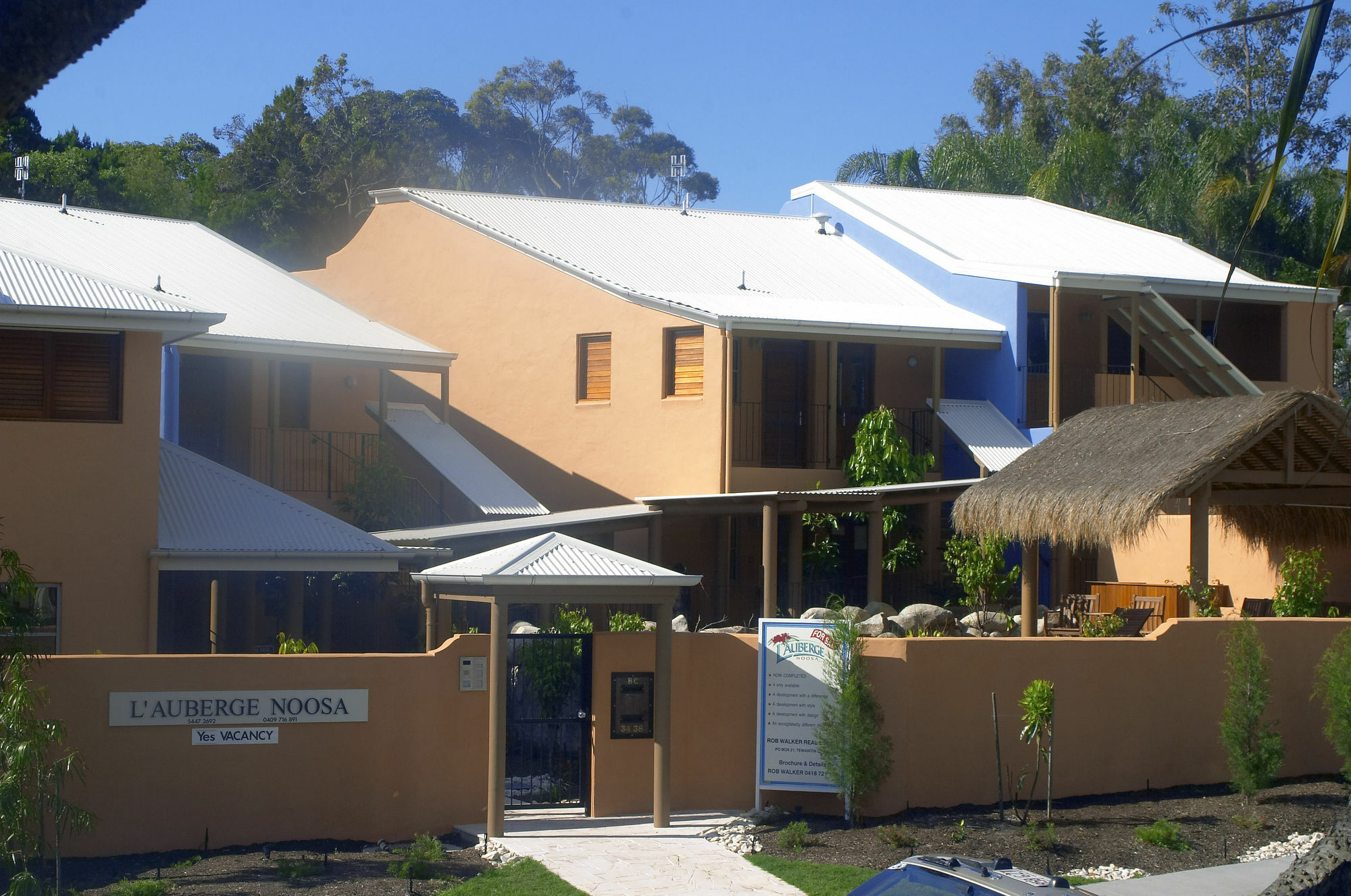 L'Auberge @ Noosa ภายนอก รูปภาพ